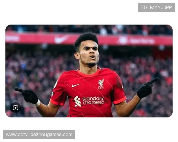 拜仁前锋迪亚斯因铲伤阿什拉夫遭欧足联停赛三场 拜仁前锋迪亚斯因铲伤阿什拉夫遭欧足联停赛三场